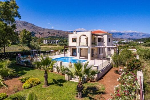 Aethir Villa in Georgioupolis – At the beach!!!!