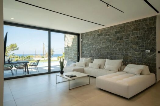 Two luxury independent Villas near Golf Court