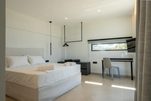 Two luxury independent Villas near Golf Court
