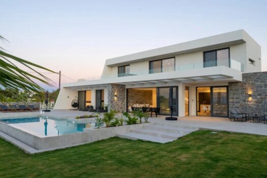 Two luxury independent Villas near Golf Court