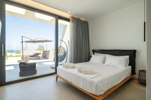 Two luxury independent Villas near Golf Court
