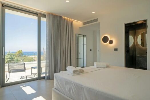 Two luxury independent Villas near Golf Court