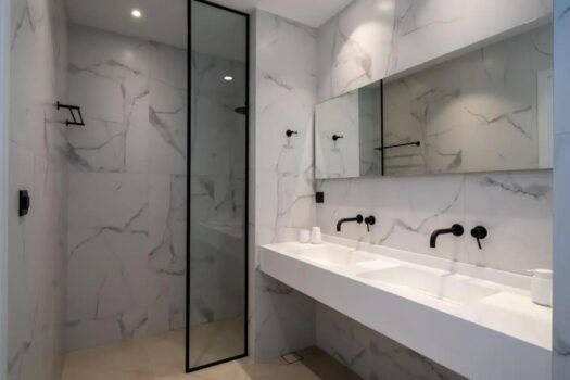 Two luxury independent Villas near Golf Court