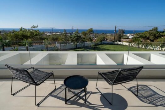 Two luxury independent Villas near Golf Court