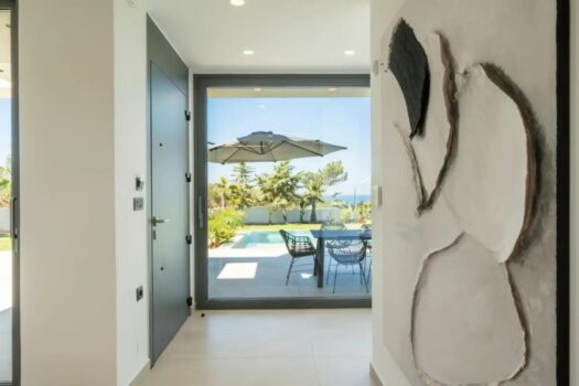 Two luxury independent Villas near Golf Court
