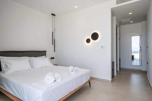 Two luxury independent Villas near Golf Court