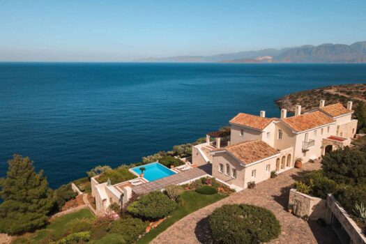 Superior Villa with tennis court and private beach platform in Elounda
