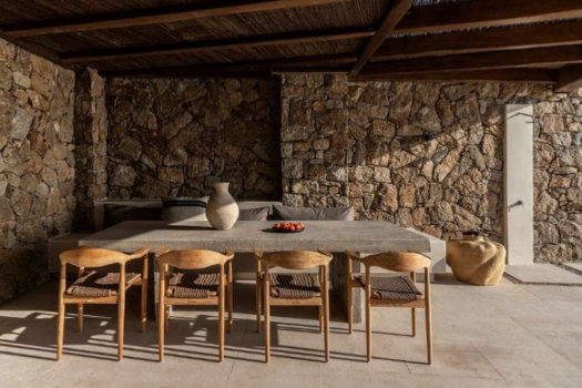 Luxurious Villa in Mykonos overlooking Psarou Beach