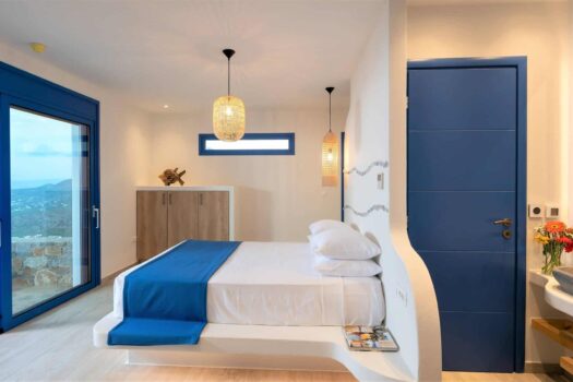 Luxurious Cycladic-Style Villa Complex with Breathtaking Panoramic Views and Heated Infinity Pool