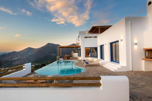 Luxurious Cycladic-Style Villa Complex with Breathtaking Panoramic Views and Heated Infinity Pool